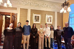 Belfast Lord Mayor Tracy Kelly took time out to welcome some of our new international Students to Belfast.