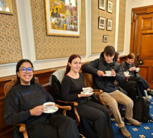 Belfast Lord Mayor Tracy Kelly took time out to welcome some of our new international Students to Belfast.